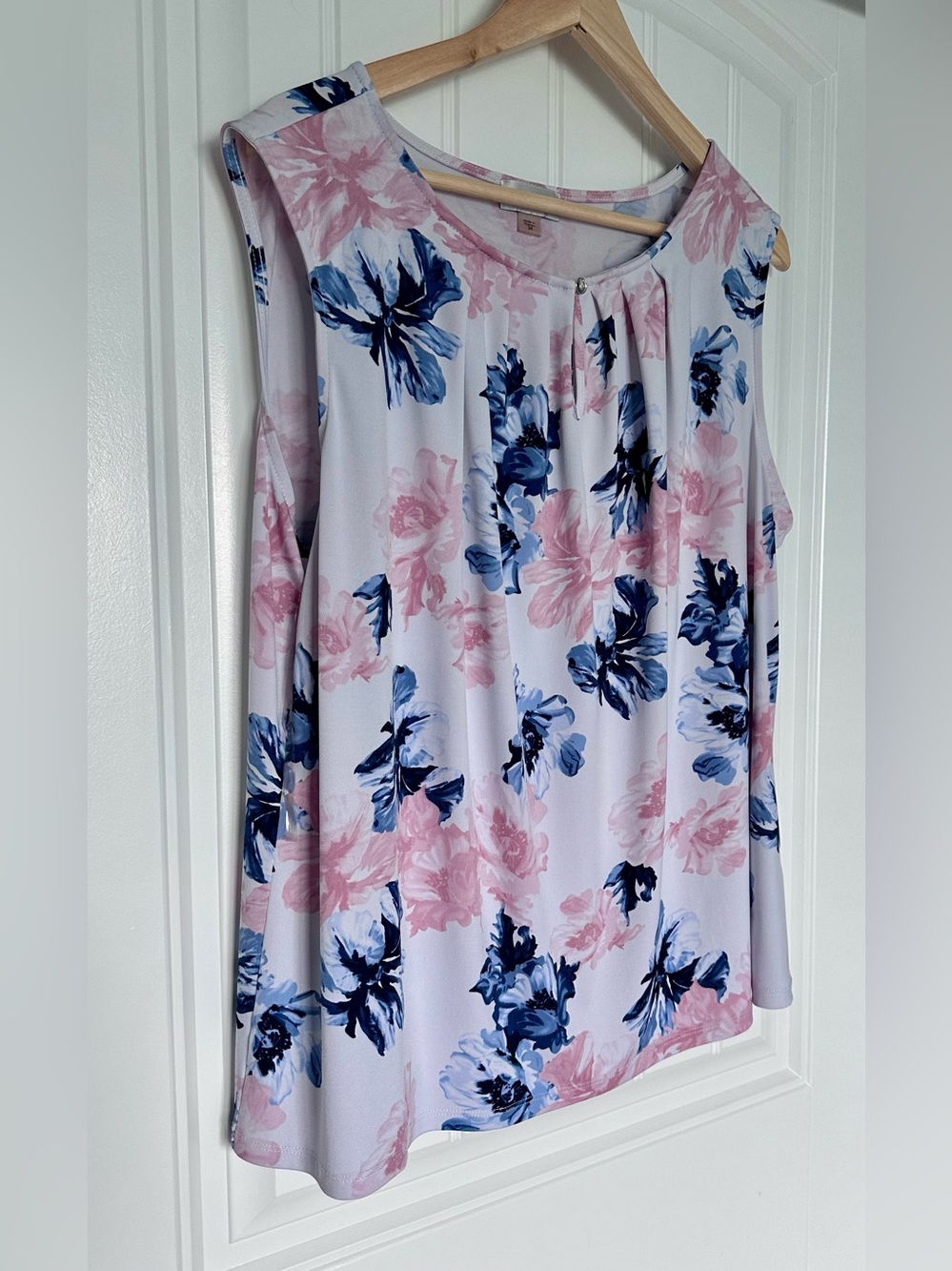 Tahari Arthur S. Levine Floral Sleeveless Blouse Women’s 2X Pink Blue